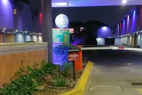 Motel Los Arcos