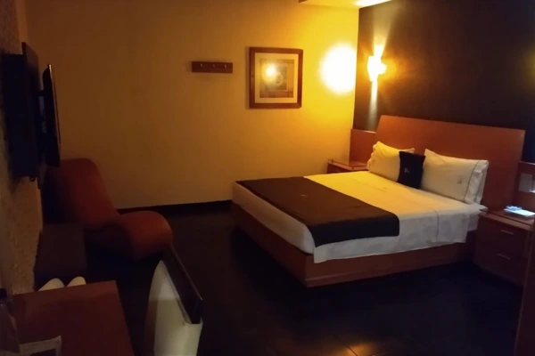 Motel Blue Concept