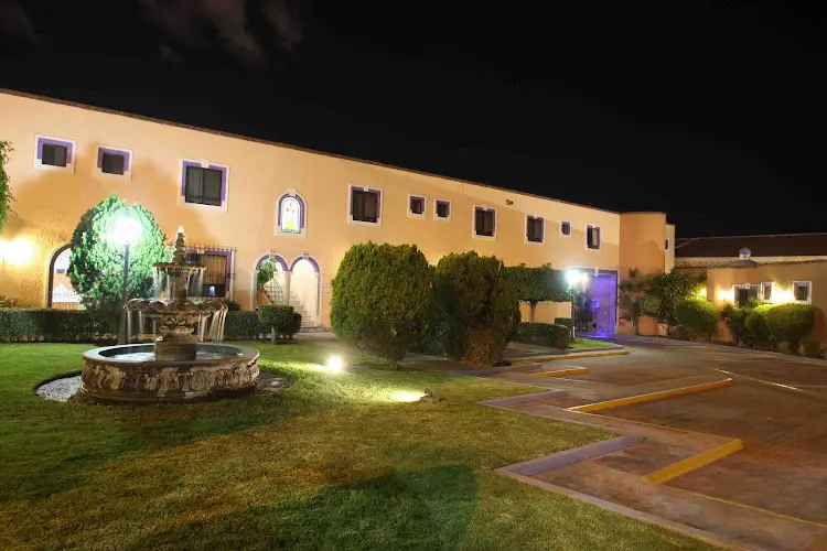 Motel Monte Real